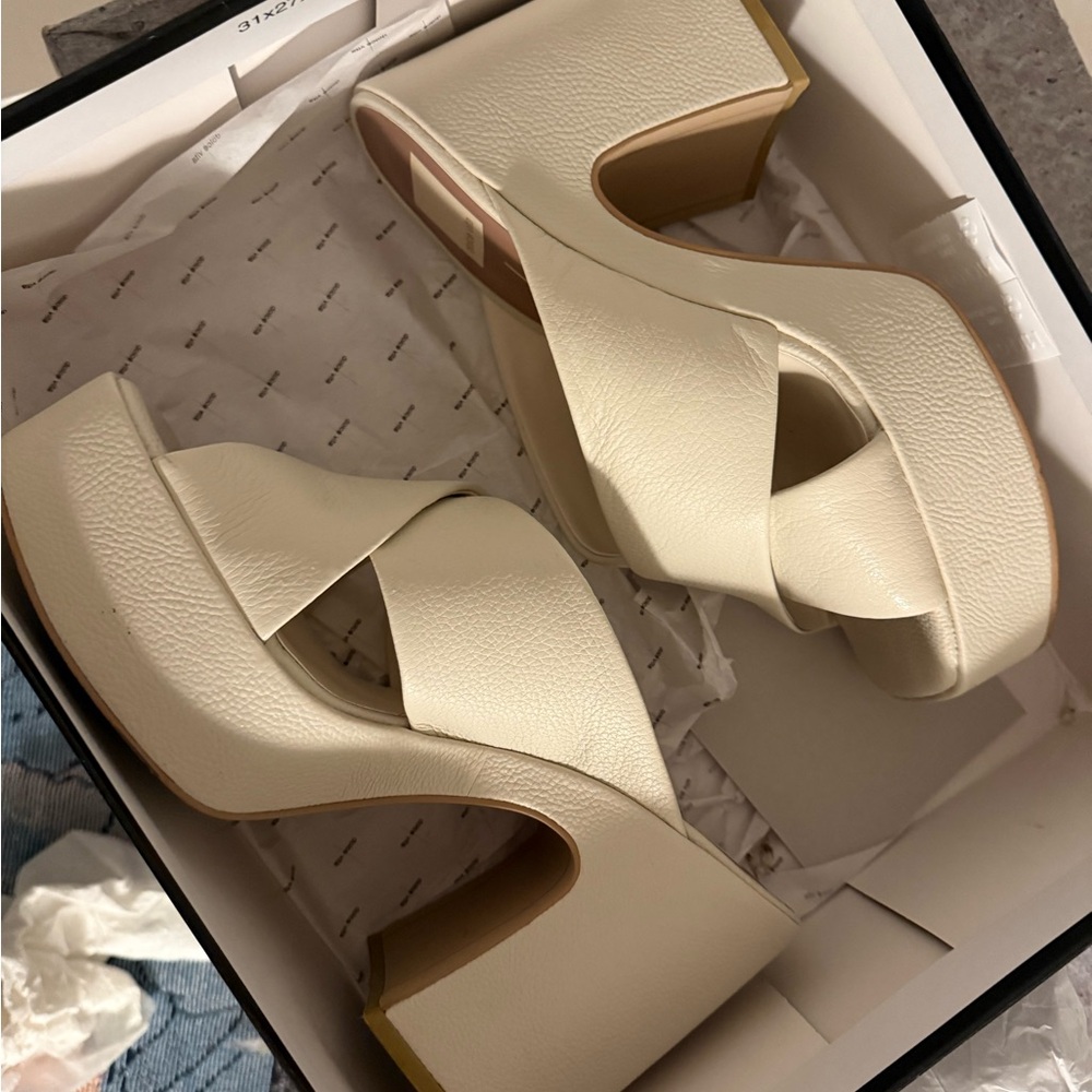 Women's Cream Dolce Vita Platform Sandals